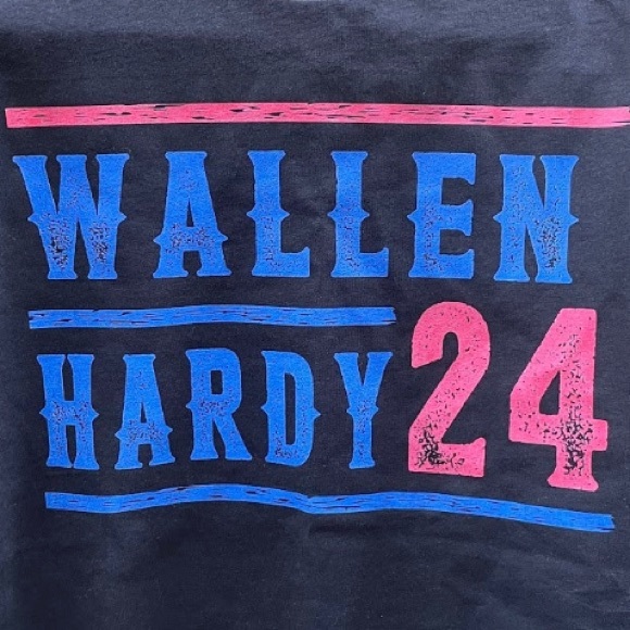 WALLEN-HARDY 24 BLACK CROP TOP - Picture 2 of 2